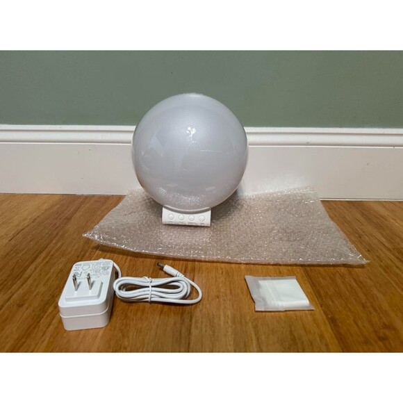 Dekala Sunrise Alarm Clock: Wireless Charging for iPhone, Apple Watch - READ - Picture 4 of 5